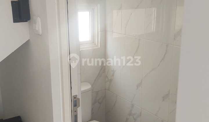 Dijual 2 unit rumah hook - Milenium City Parung Panjang cluster Dalton. 2