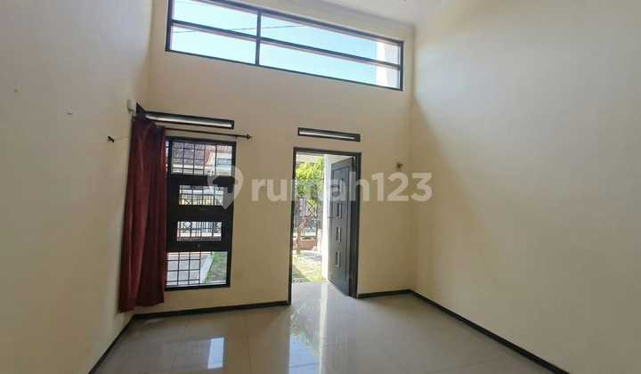 Dijual Rumah Strategis Dekat Bandara - Pakis, Malang 2