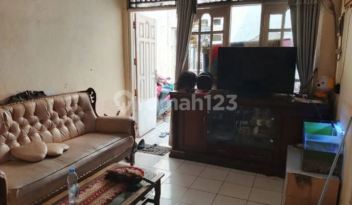 Rumah Strategis Jakarta Pusat - Dekat MRT & Mall Premium 2