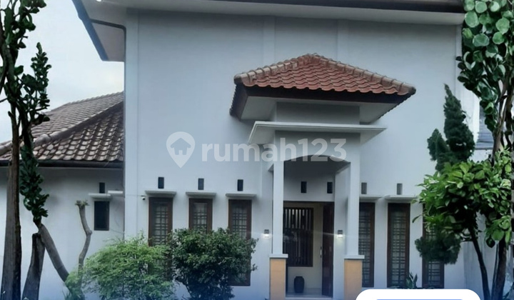 Dijual Rumah Kebun Luas & Asri - Lokasi Strategis Bintara Jaya