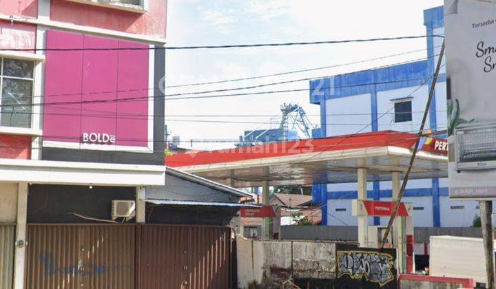 Disewakan Ruko 3lt + Jl Hasanuddin , Samping Spbu  1