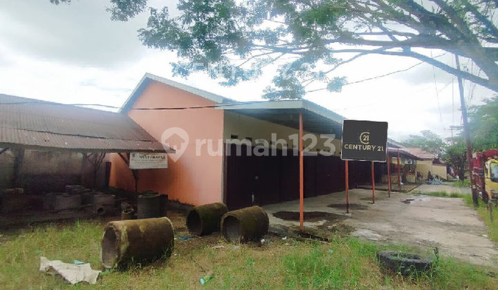 Kiosk at Jl. 28 Oktober, Pemda Complex, Siantan Hulu