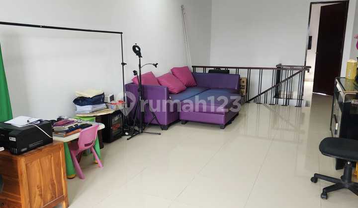 Ready-to-Occupy 4+1 Bedroom House Fully Furnished in Tukad Badung Area 2