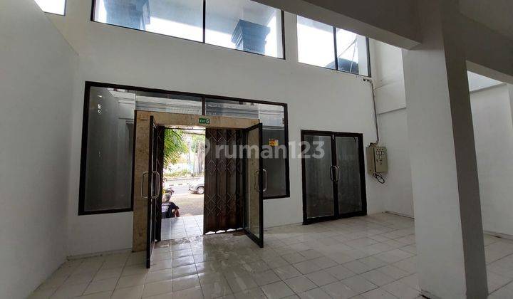 Kantor 3 Lantai di Jalan Raya Ngurah Rai Akses Tol Nusa Dua Bali