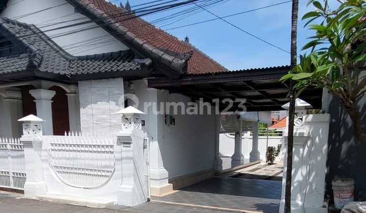COMFORTABLE VILLA East Denpasar Semi Furnished, Bali