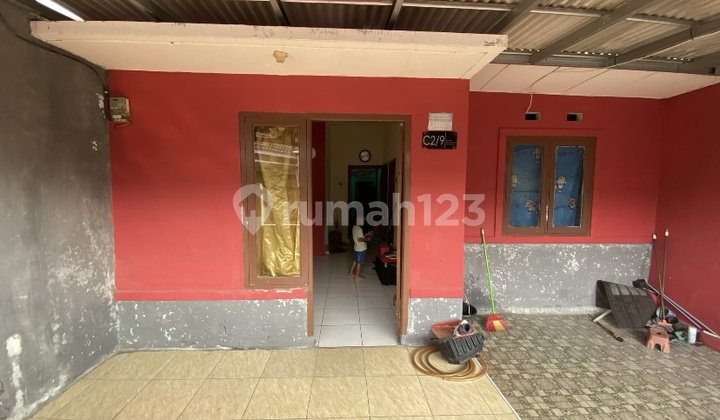 Ready-to-Occupy Charming House in Bogor. 2