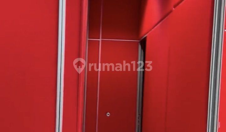 Office Space In A Strategic Area.