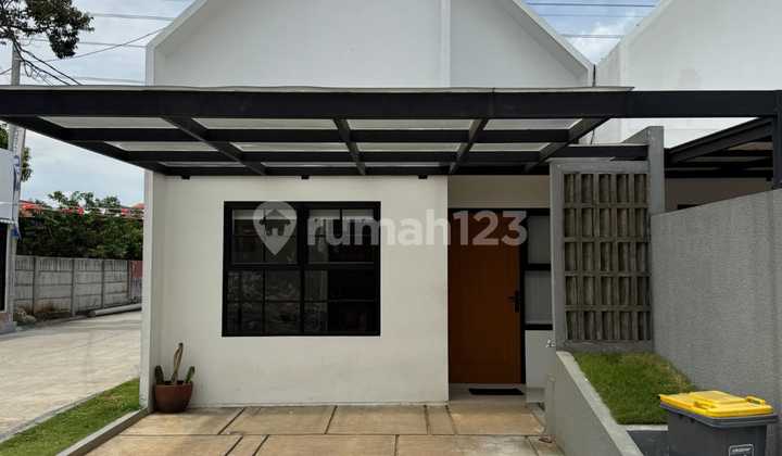 Buy House Get Motorcycle, 3 Units Left, One Step to Train Station, Nice House with SHM at Jl. Kartini No. 24, Depok, Pancoran Mas, Depok City, West Java, Indonesia, 16431, Margonda