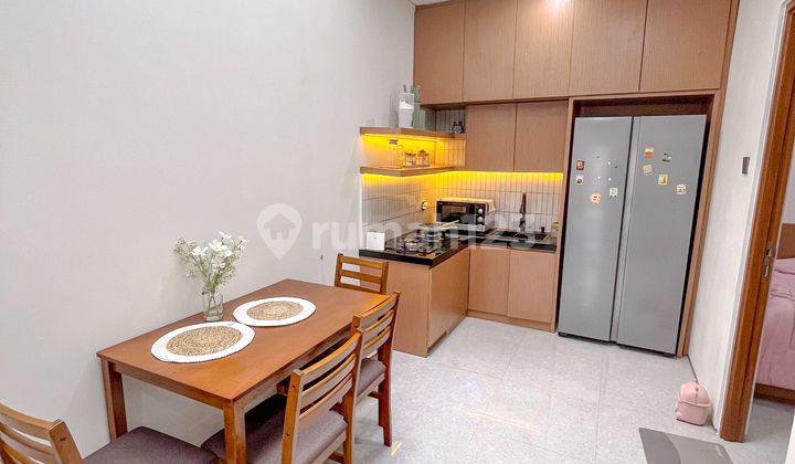 Most Awesome 2-Story House in South Jakarta Complete with All Facilities 0% Down Payment or No Down Payment Auto Approval for KPR Separate Land Certificate and Per Unit House Good SHM at Alfamart Pendowo, Jl. Pendowo Raya, Limo, Limo, Depok City, West Java, Indonesia, 16515, Fatmawati