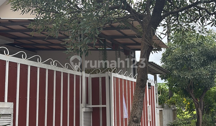 Quick Sale Beautiful Kemang Pratama House No Flooding 2