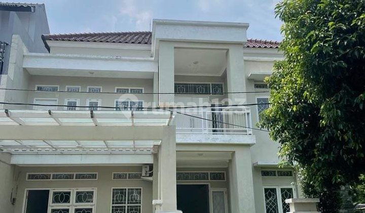 Disewakan Rumah Besar & Nyaman di Kemang Pratama