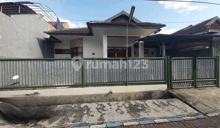 Rumah Rungkut Mapan Timur Siap Huni Modern