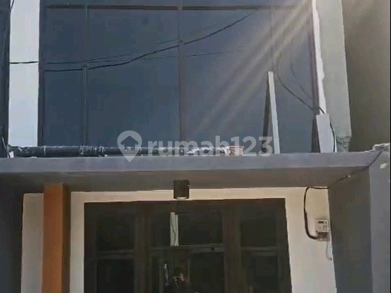 Green Terrace Wonorejo Rungkut House Below 500 Million Ready to Occupy