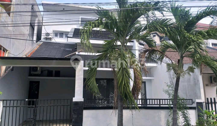 Manyar Rejo Beautiful House Ready to Live Cheap Below Market