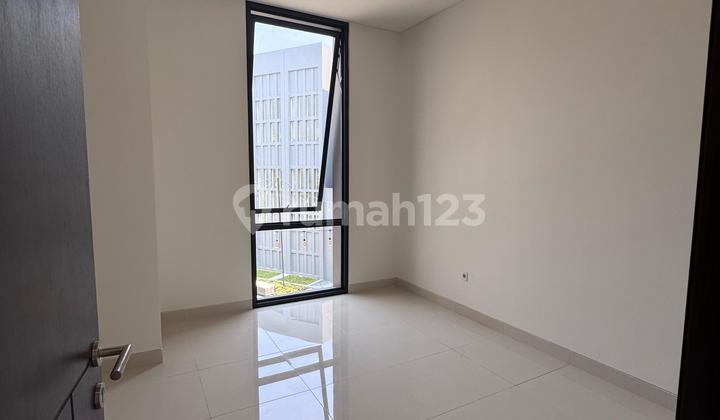 For Sale: 3-Story 2-Front Shop House in Del Rey Luxury Cluster 2