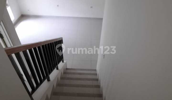Dijual Rumah Interior Cantik di Edison, Summarecon Serpong 2