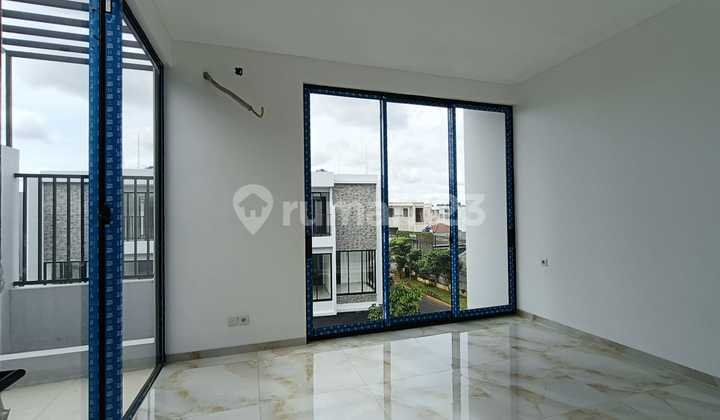 Dijual Rumah Baru 3 Lantai Di Anwa Residence Puri 2