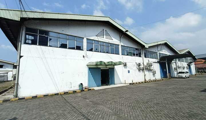 For Sale: Warehouse Near Toll Gate in Cikarang, Bekasi For Sale: Warehouse Near Toll Gate in Cikarang, Bekasi