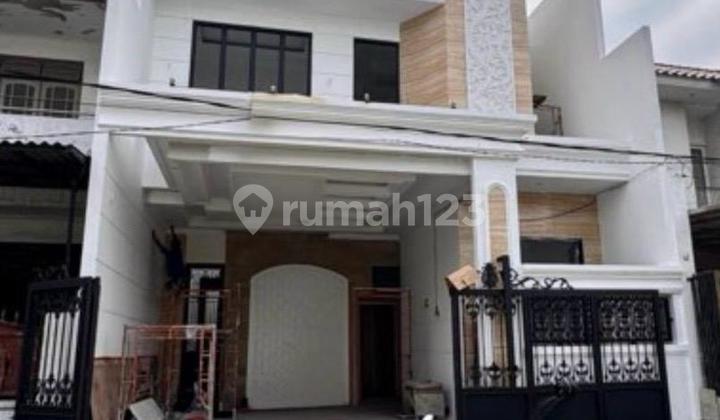 Babatan Beach Surabaya House