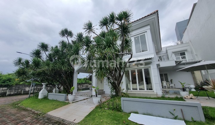 Rumah Mewah Disewakan Regency 21