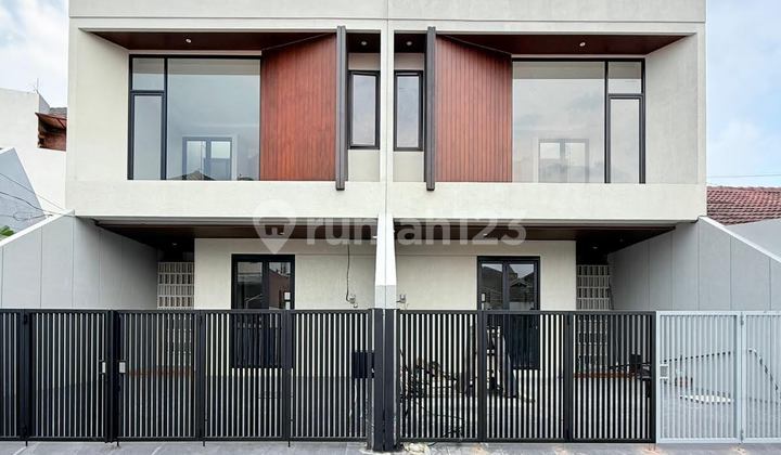 Rumah Baru, Lokasi Strategis dan One Gate di Klampis, Surabaya