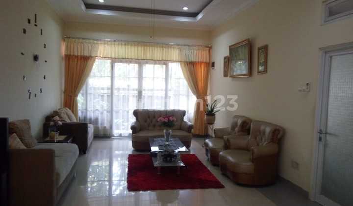 Rumah Lokasi Strategis Asri di Leuwinanggung Tapos Depok 2