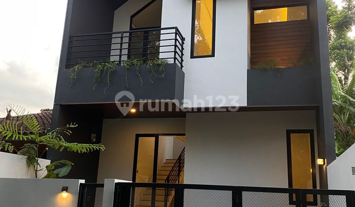 Dijual Rumah Cantik Minimalis Modern Dekat LRT Harjamukti Cibubur