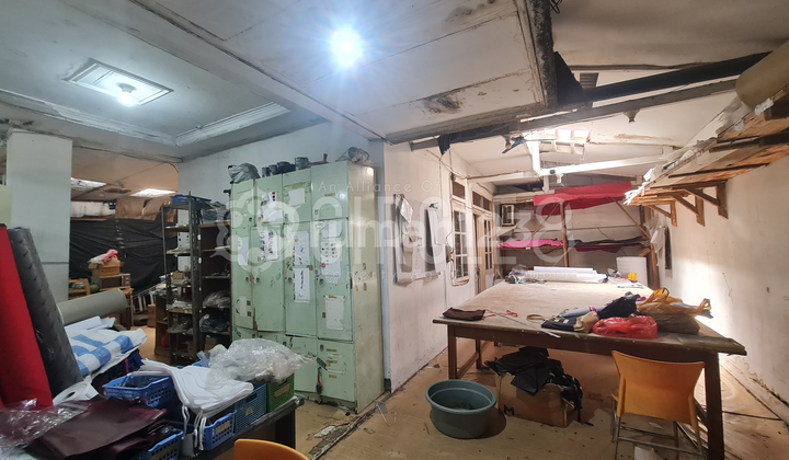 For Sale Rumah bisa untuk Usaha di Kembar Baru Selatan Bandung 2