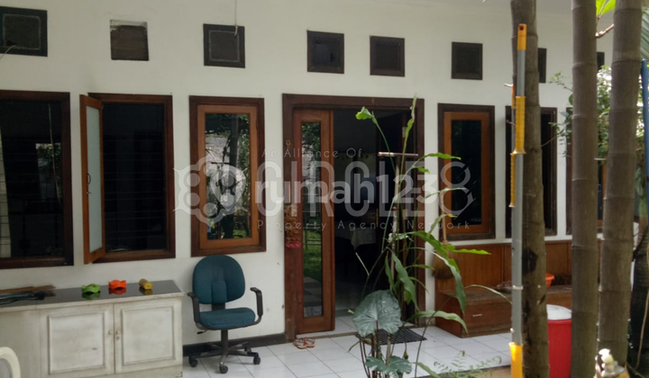 Dijual Cepat.. Rumah Semifurnish di Lengkong Besar Bandung