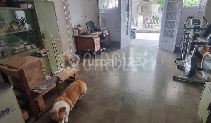 Rumah Heritage Sayap Riau Bandung Kota