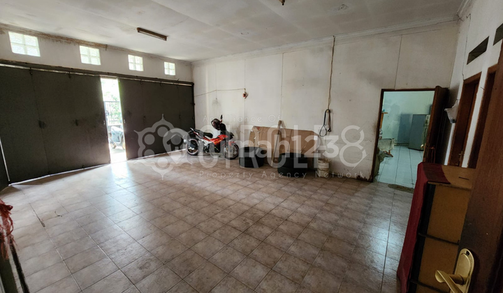 Awesome Semi-Furnished House in Dian Permai Raya, Bandung