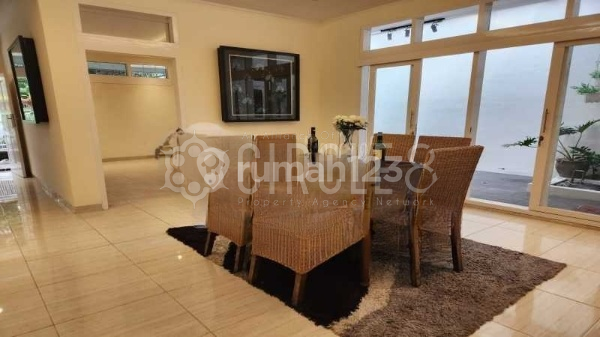 Rumah Minimalis Modern di Sayap Burangrang Lengkong Bandung