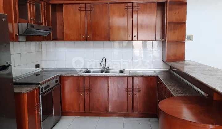 Spacious House Suitable for Family in Hegarsari Bandung 2