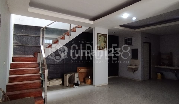 Rumah Vintage Cozy Dan Aman Di Pasir Luyu Bandung Rumah Vintage Cozy Dan Aman Di Pasir Luyu Bandung