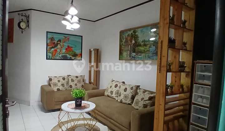 Beautiful House Ready to Occupy in Antapani Area, Bandung Beautiful House Ready to Occupy in Antapani Area, Bandung