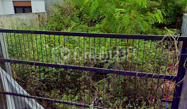 Large and Strategic Land in Arcamanik, Bandung