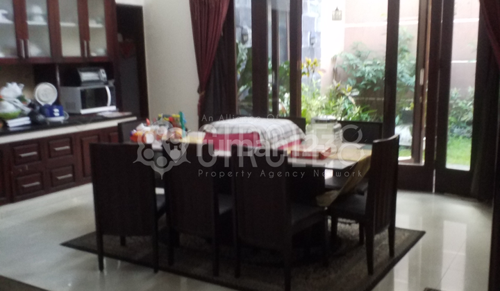 Rumah Mewah Design Modern Siap Huni di Batununggal Bandung