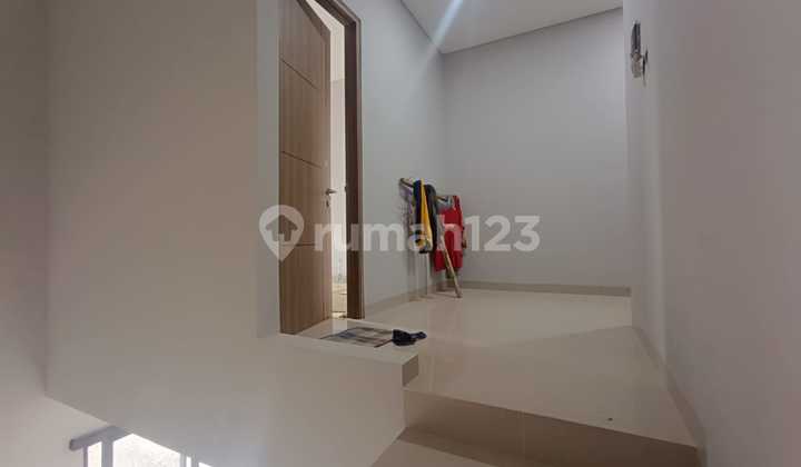 Spacious and Cozy House in the Twin Bandung Area 2