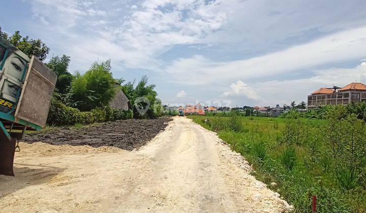 Dijual Tanah Pinggir Jalan Pererenan (dekat Pantai Lima Beach) 1