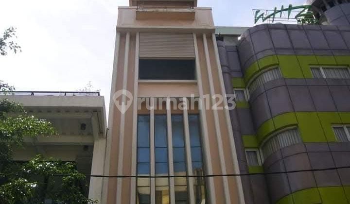 For Sale Gedung Kantor Studio. Blok M 1