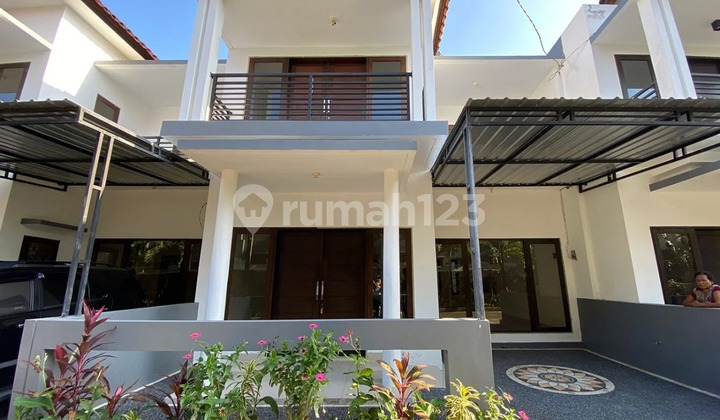 Ready-to-Occupy House by the Roadside in Abianbase Kapal