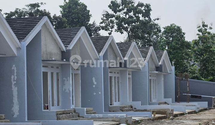 Dijual Rumah Baru Di Tajur Halang Bogor. Lokasi Strategis. Bebas Biaya Kpr.shm 2