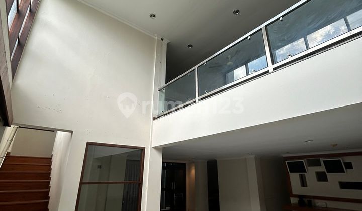 Dijual Rumah Area Seminyak Strategis 2