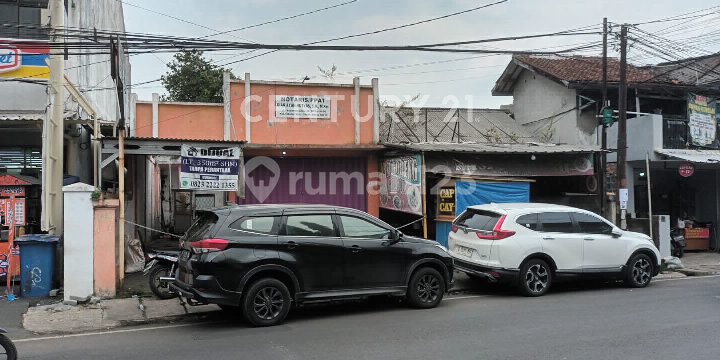 Rumah / Ruang Usaha Luas Dekat Dengan Pemkot Cimahi