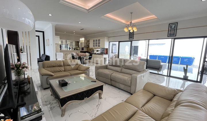 Rumah American Modern di Komplek Gegerkalong Setiabudi Bandung