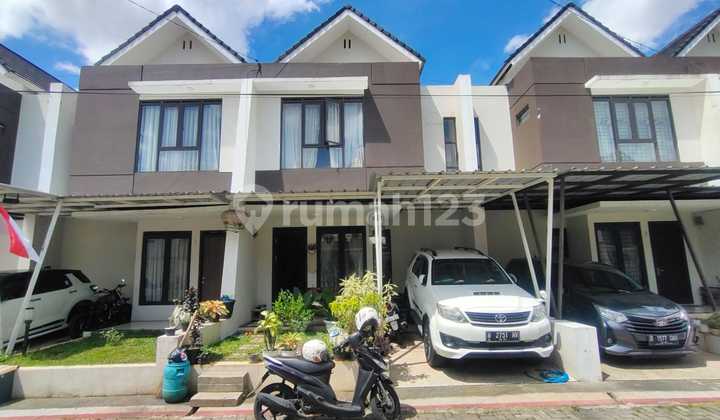 Rumah Siap Huni Terawat Sejuk 2 Lantai Perumahan Cihanjuang