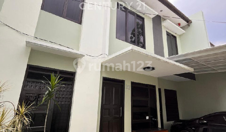 2-Storey Ready-to-Occupy House in Batununggal, Bandung