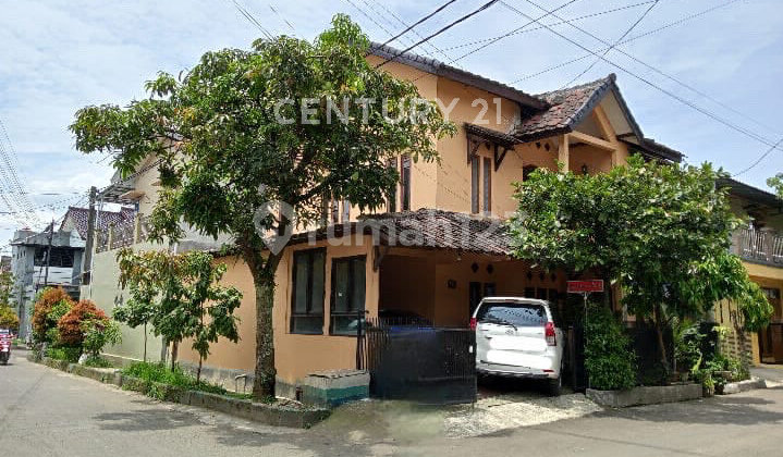 Rumah 2 Lantai Hoek Siap Huni di Gempol Sari Bandung
