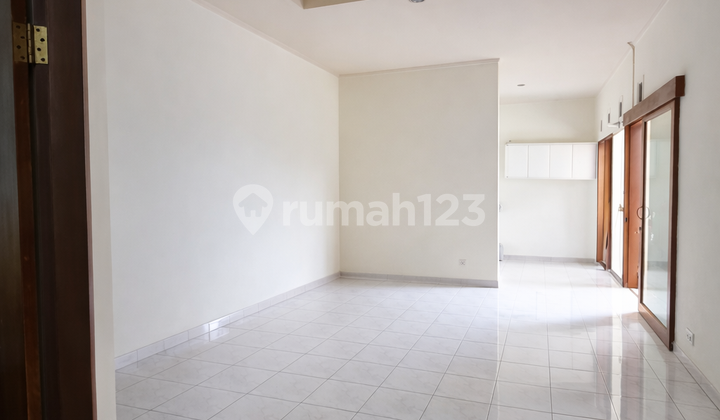 A Well-Maintained Serene House in the Heart of Riau Sayap City