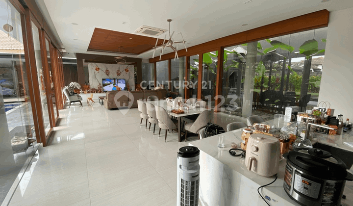 Rumah Mewah Furnished di Sukamulya Bandung 2